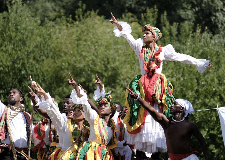 Dancing the story of the chain making industry British Council