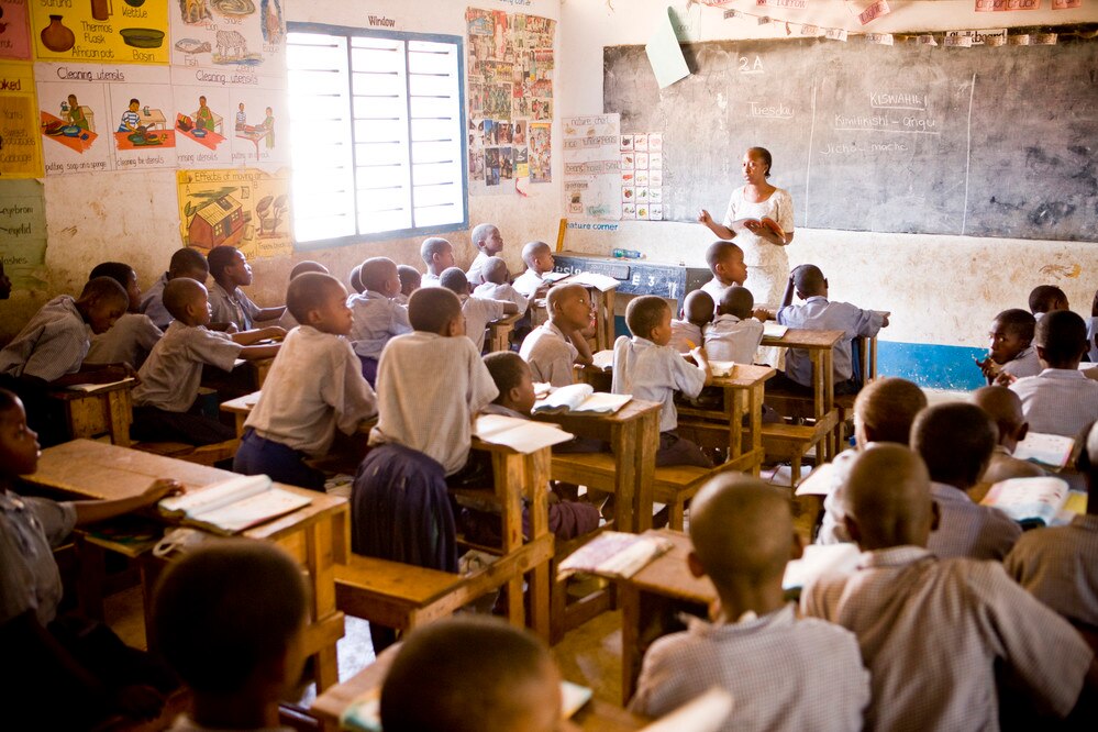 Multilingual education, English medium instruction and language